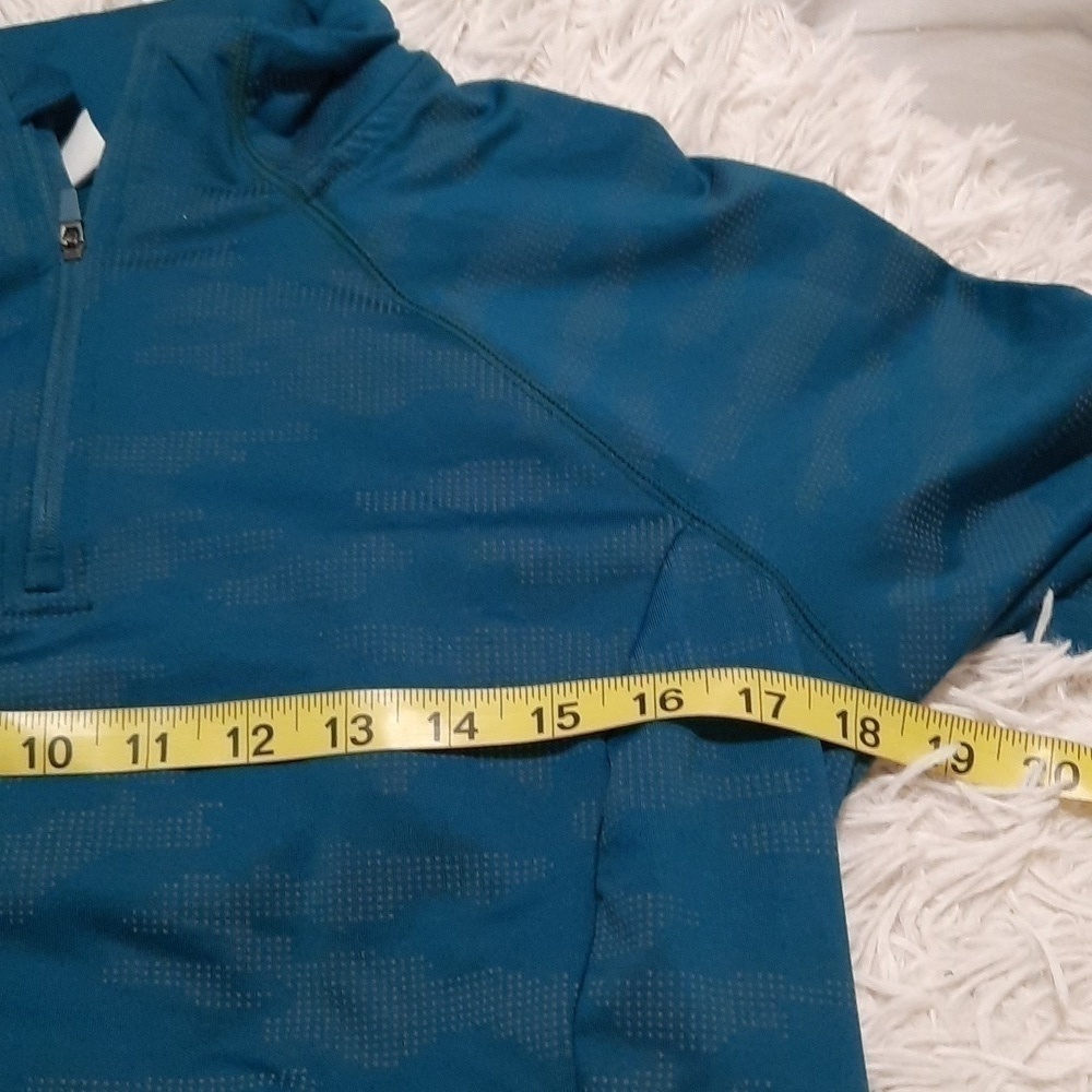 Avia Top - Picture 3 of 5